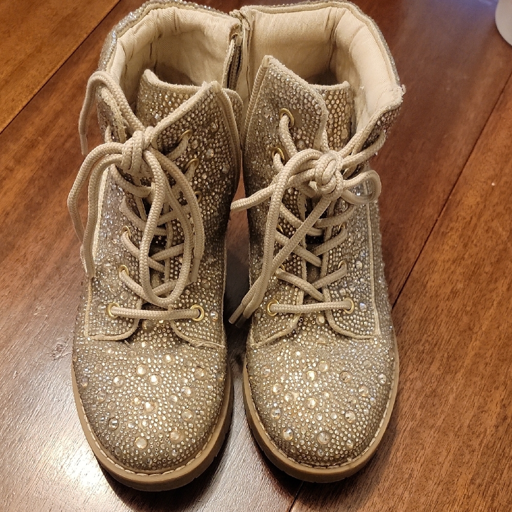 Betsey Johnson Glittering Kids Boots - Gold and Cream